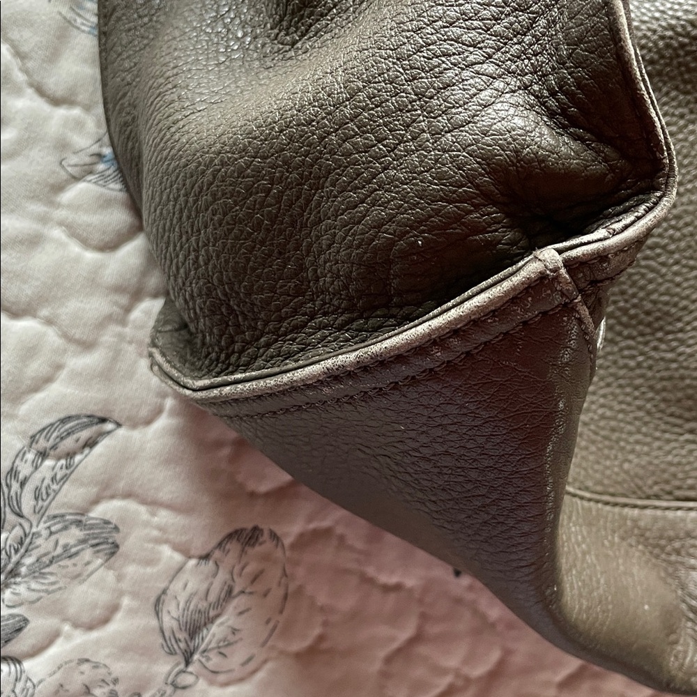 B Makowsky Large Grey Pebbled Leather Slouchy Bag - Picture 11 of 14